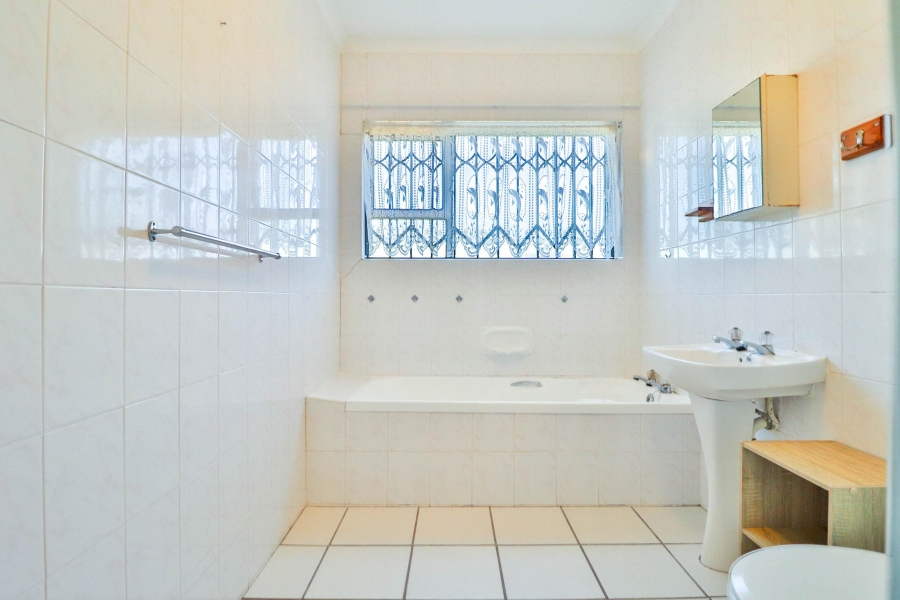 4 Bedroom Property for Sale in Walmer Heights Eastern Cape